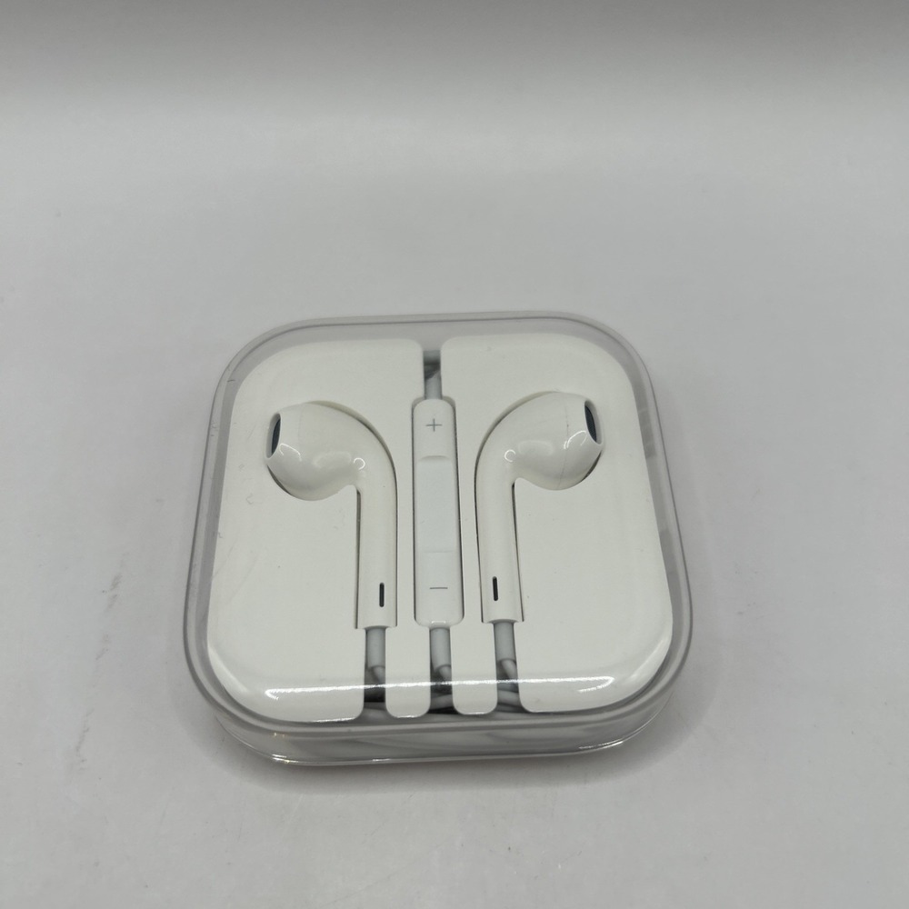 Apple EarPods Wired Headphones 3.5mm Jack – Brand New Sealed – Genuine Apple